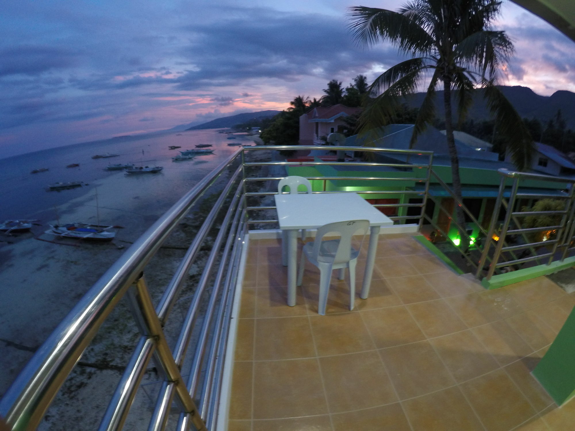 Gt Seaside Inn Oslob Extérieur photo